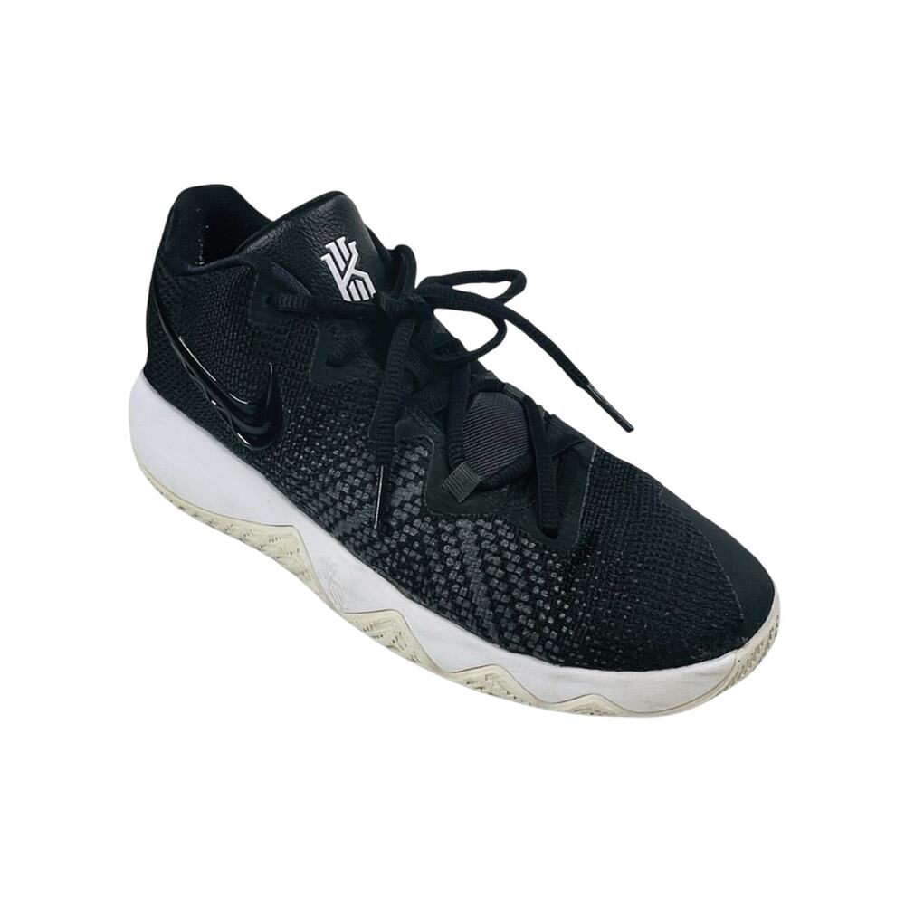 Nike Kids Boys Basketball Sneakers Kyrie Irving Flytrap Shoes 6.5 Y AA1154-001